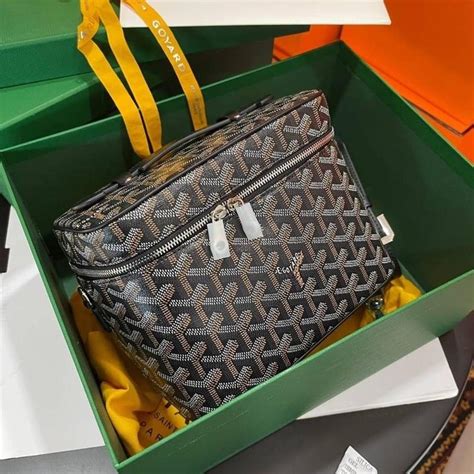 goyard women's bag|Meer.